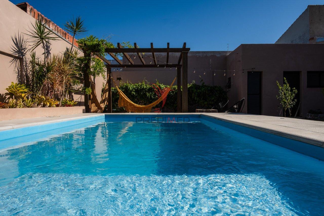 CASA DE ALTO PADRÃO, Seu Paraíso Exclusivo na Praia do Laranjal, as fotos falam por si  Pelotas - 