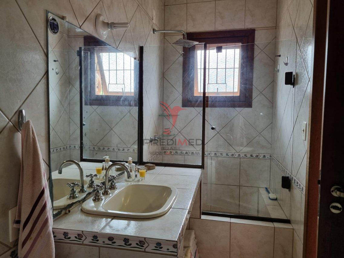 CASA DE ALTO PADRÃO, Seu Paraíso Exclusivo na Praia do Laranjal, as fotos falam por si  Pelotas - 