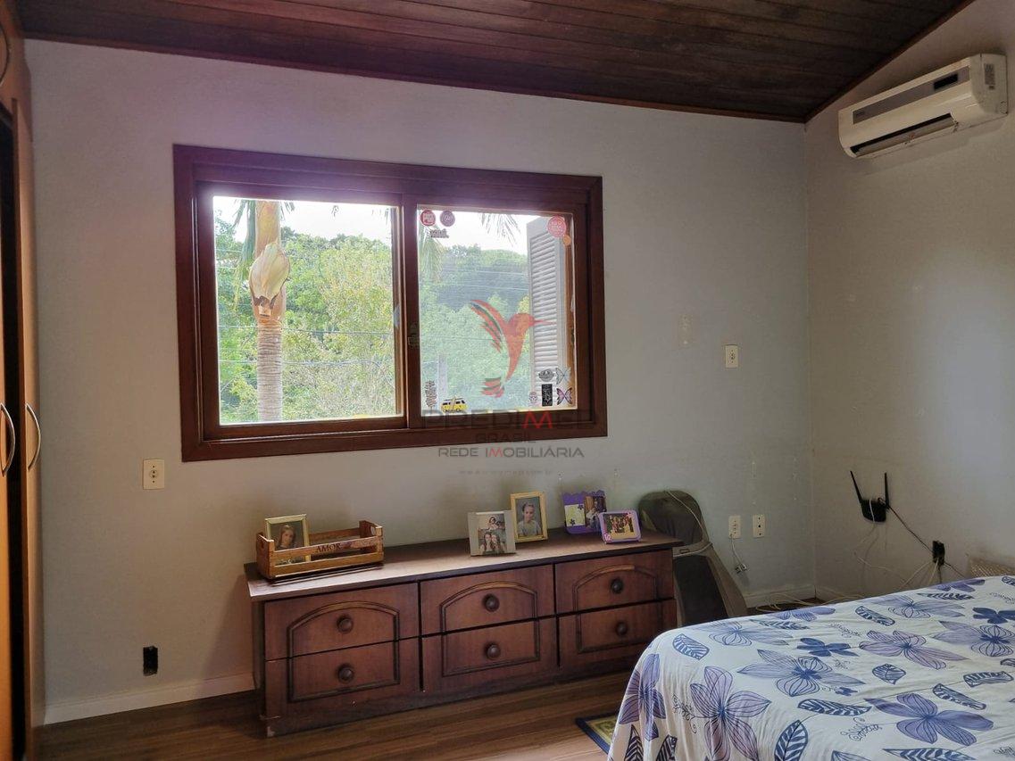 CASA DE ALTO PADRÃO, Seu Paraíso Exclusivo na Praia do Laranjal, as fotos falam por si  Pelotas - 