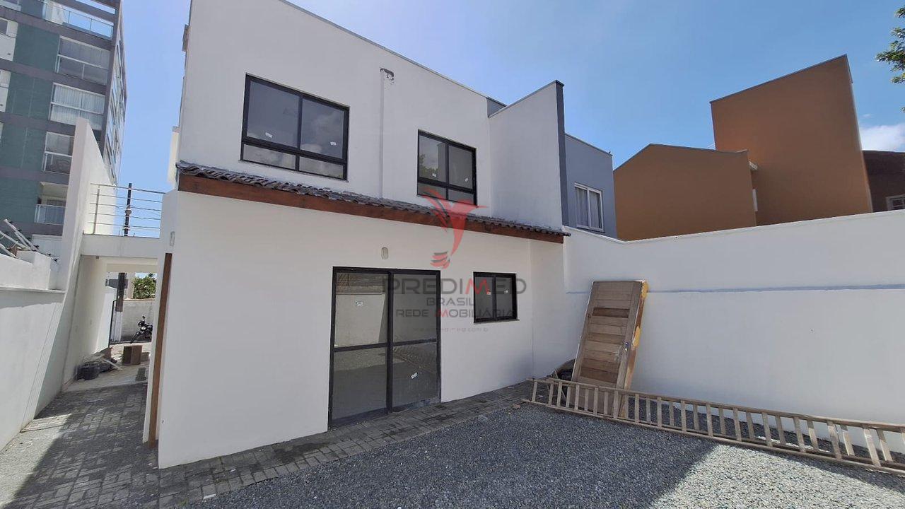 Sobrado na Praia  Penha - 