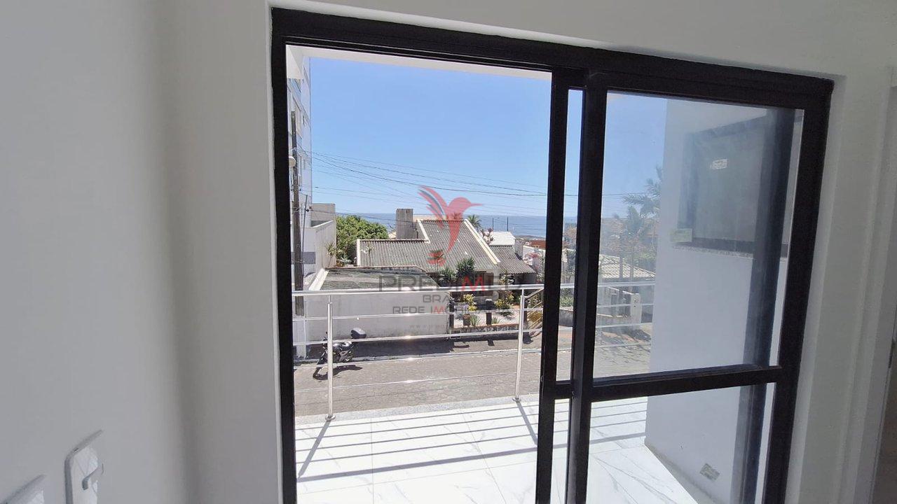 Sobrado na Praia  Penha - 