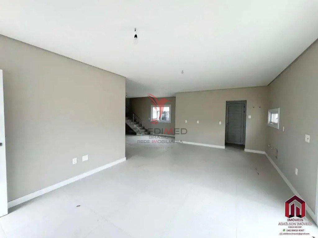 *Casa com 3 Dormitórios à venda,199 m² por R$ 1.850.000 - Daniela - Florianópolis/SCBrasil Rua dos Girassóis Florianópolis - 