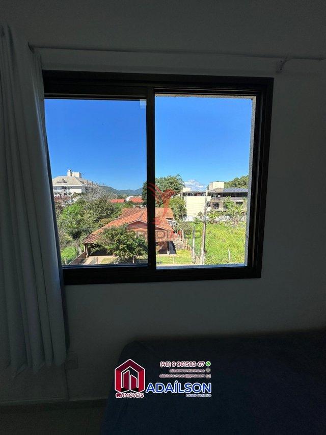 Apartamento Praia à venda, 2 quartos sendo,1vagas, sacada, todo mobiliado Florianópolis SC Rua dos Eucaliptos Florianópolis - 