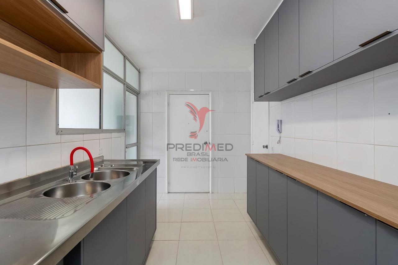 Vende-se no Morumbi, apartamento com 3 Quartos e 2 Vagas de Garagem Rua Charles Spencer Chaplin São Paulo - 