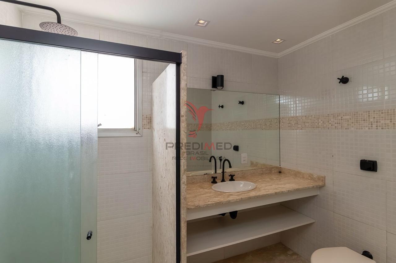 Vende-se no Morumbi, apartamento com 3 Quartos e 2 Vagas de Garagem Rua Charles Spencer Chaplin São Paulo - 