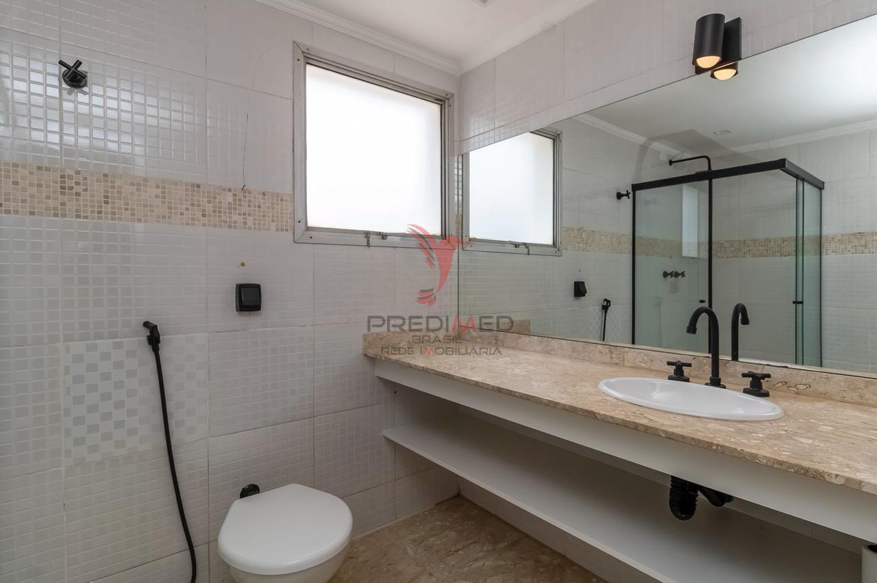 Vende-se no Morumbi, apartamento com 3 Quartos e 2 Vagas de Garagem Rua Charles Spencer Chaplin São Paulo - 