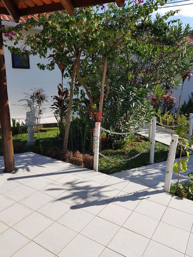 Lindo, muito lindo, situado a duas quadras da praia, 5 imóveis, com academia, piscina rua Manuel Domingos  Laguna - 