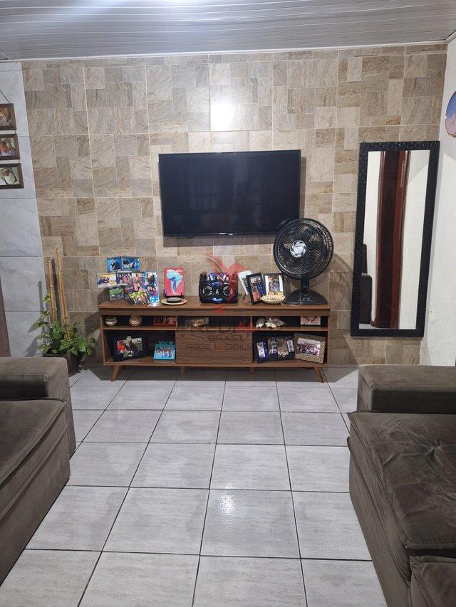 Belo imóvel, longe de enchentes e com tudo necessário perto de você, vem ser feliz!!! rua Regente Feijó Gravataí - 