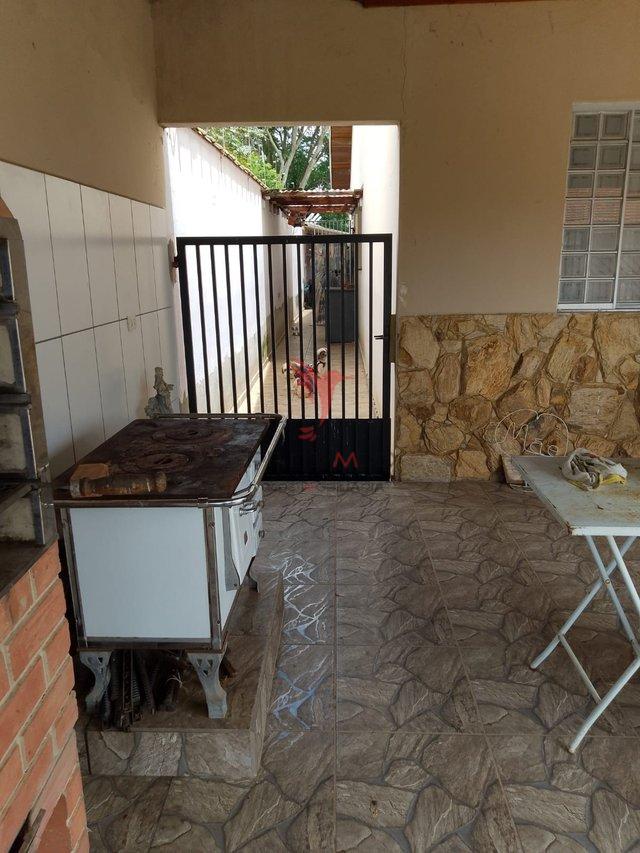 Vendo ou troco Casa de esquina no Jardim Bot&acirc;nico em S&atilde;o Pedro  São Pedro - 