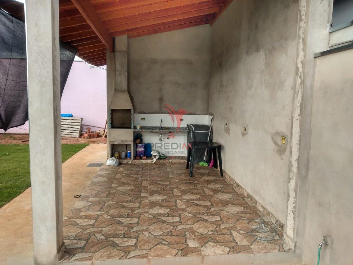 Vendo Terreno de 300 m&sup2; com Piscina em S&atilde;o Pedro - SP  São Pedro - 