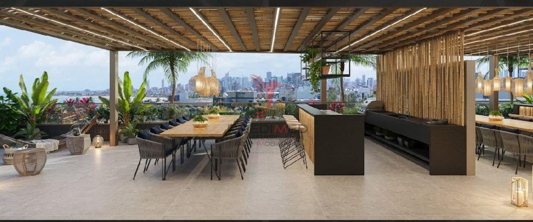 Apartamento beira mar Avenida Governador Argemiro de Figueiredo João Pessoa - 