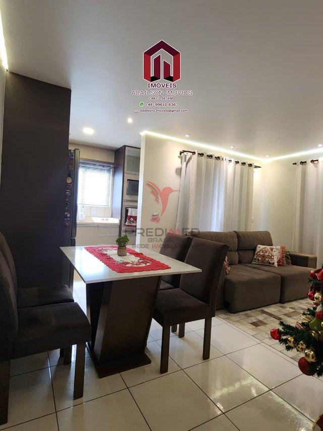 Apartamento com 2 Quartos e 1 banheiros &agrave; Venda, 77m&sup2; por R$ 389.000 SJ - SC Rua Santa Bárbara São José - 