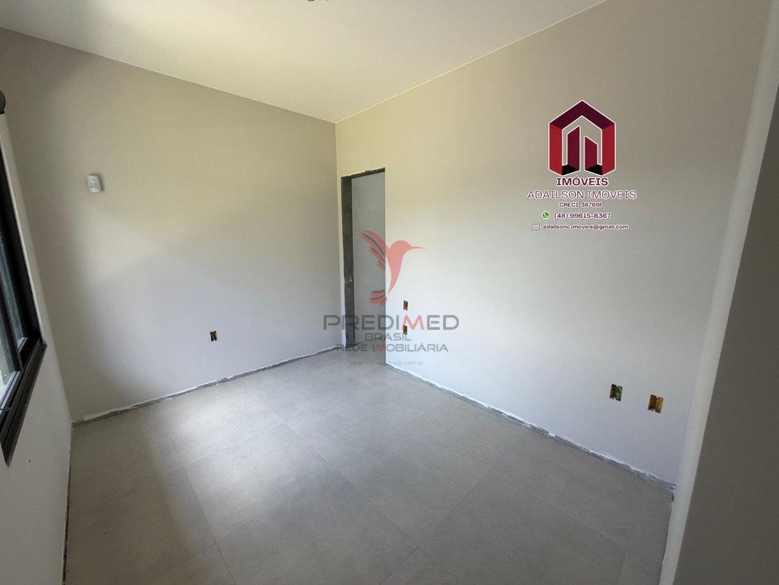 Linda casa moderna com 3 su&iacute;tes e &aacute;rea gourmet &ndash; S&atilde;o Jos&eacute;/SC - Brasil Rua Laurindo José Cristovão São José - 