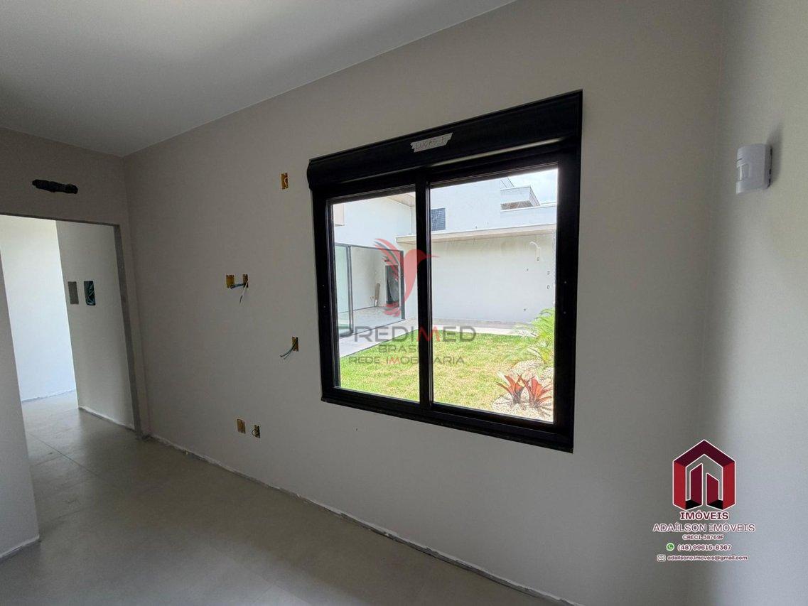 Linda casa moderna com 3 su&iacute;tes e &aacute;rea gourmet &ndash; S&atilde;o Jos&eacute;/SC - Brasil Rua Laurindo José Cristovão São José - 