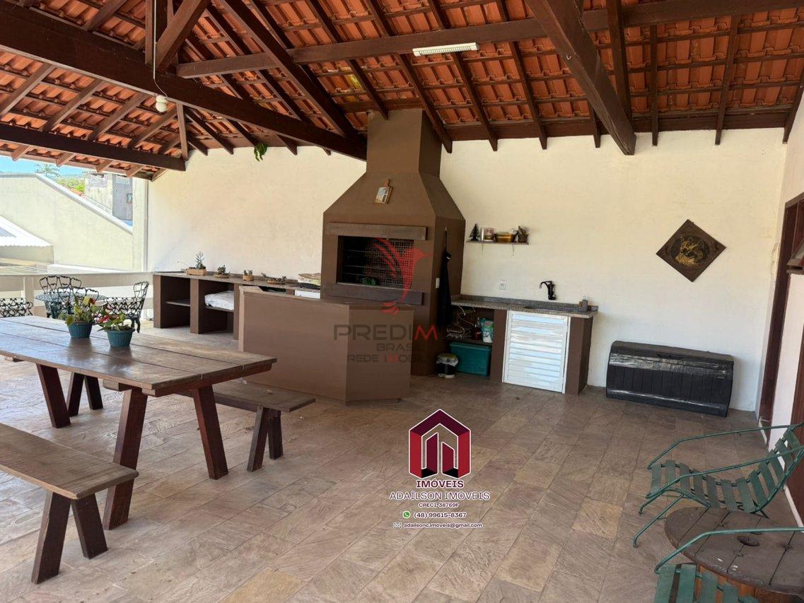 Linda Casa em Florianópolis, SC Brasil -Bairro Trindade com 4 dormitórios, sendo 2 suítes  João Pessoa - 