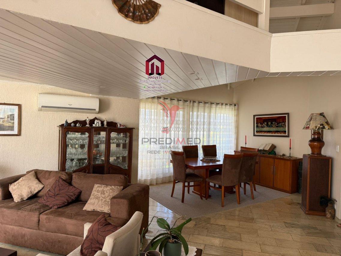 Linda Casa em Florianópolis, SC Brasil -Bairro Trindade com 4 dormitórios, sendo 2 suítes  João Pessoa - 