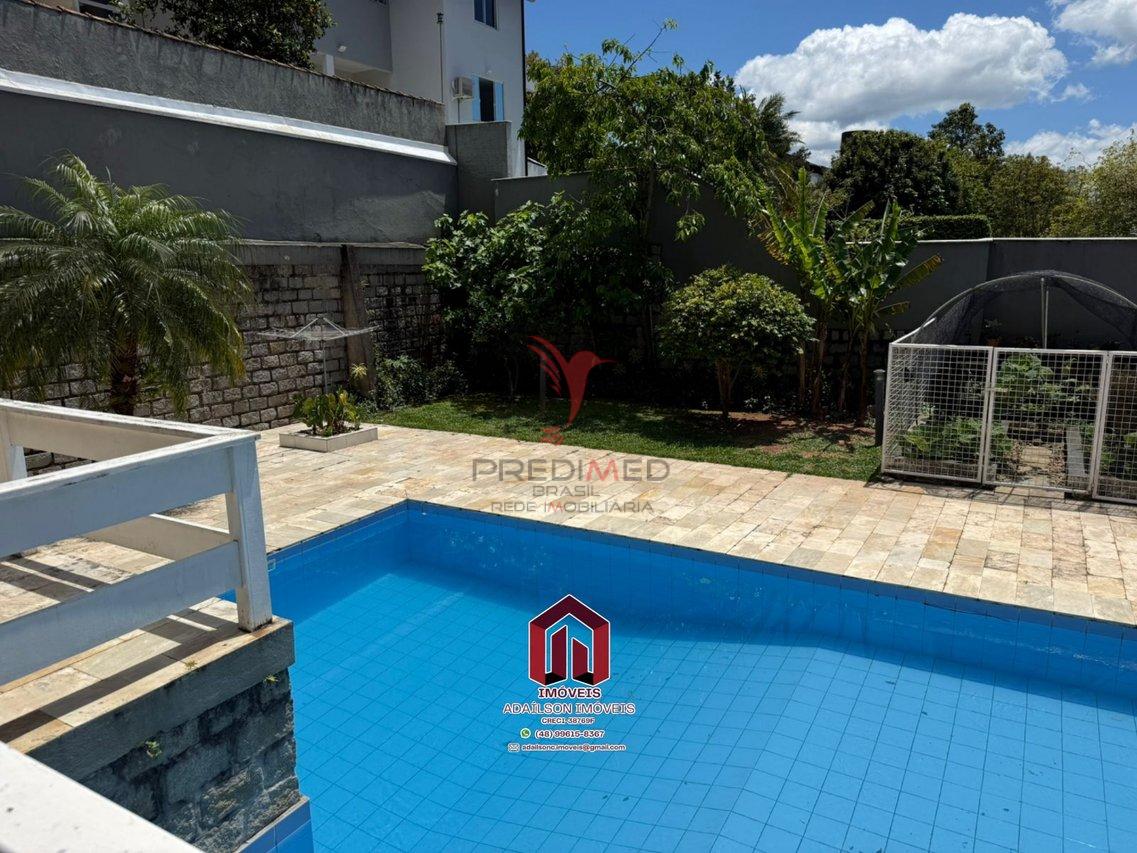 Linda Casa em Florianópolis, SC Brasil -Bairro Trindade com 4 dormitórios, sendo 2 suítes  João Pessoa - 