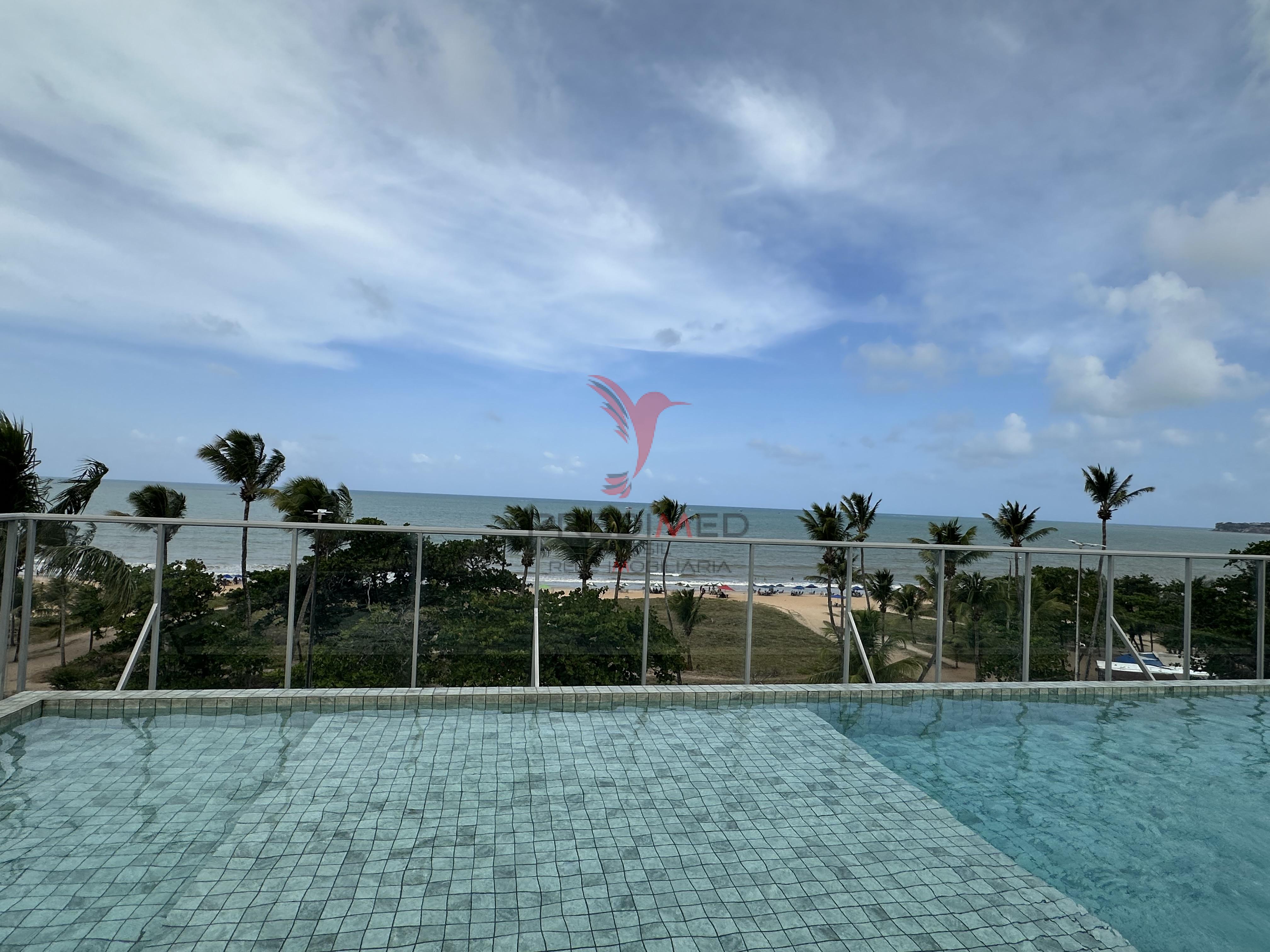 Vende-se apartamento na beira-mar do Cabo Branco, excelente moradia Av. Cabo Branco  João Pessoa - 