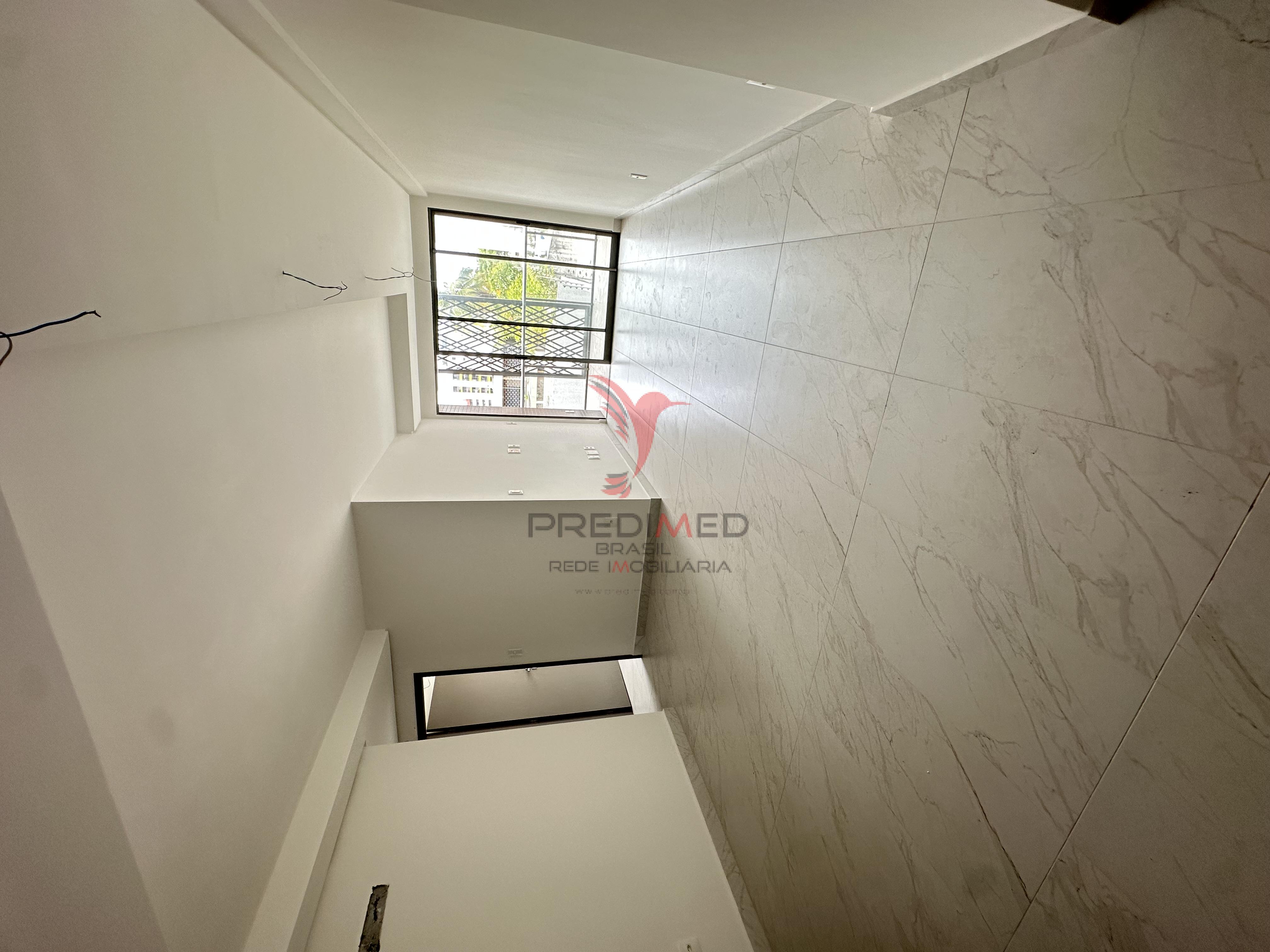 Vende-se apartamento na beira-mar do Cabo Branco, excelente moradia Av. Cabo Branco  João Pessoa - 