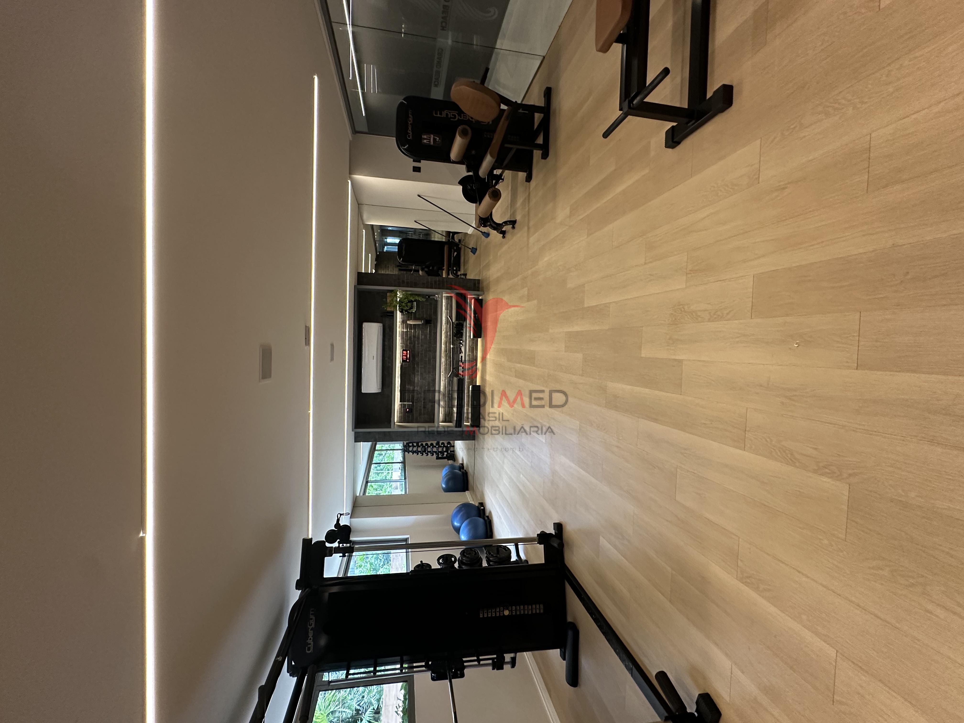 Vende-se apartamento na beira-mar do Cabo Branco, excelente moradia Av. Cabo Branco  João Pessoa - 