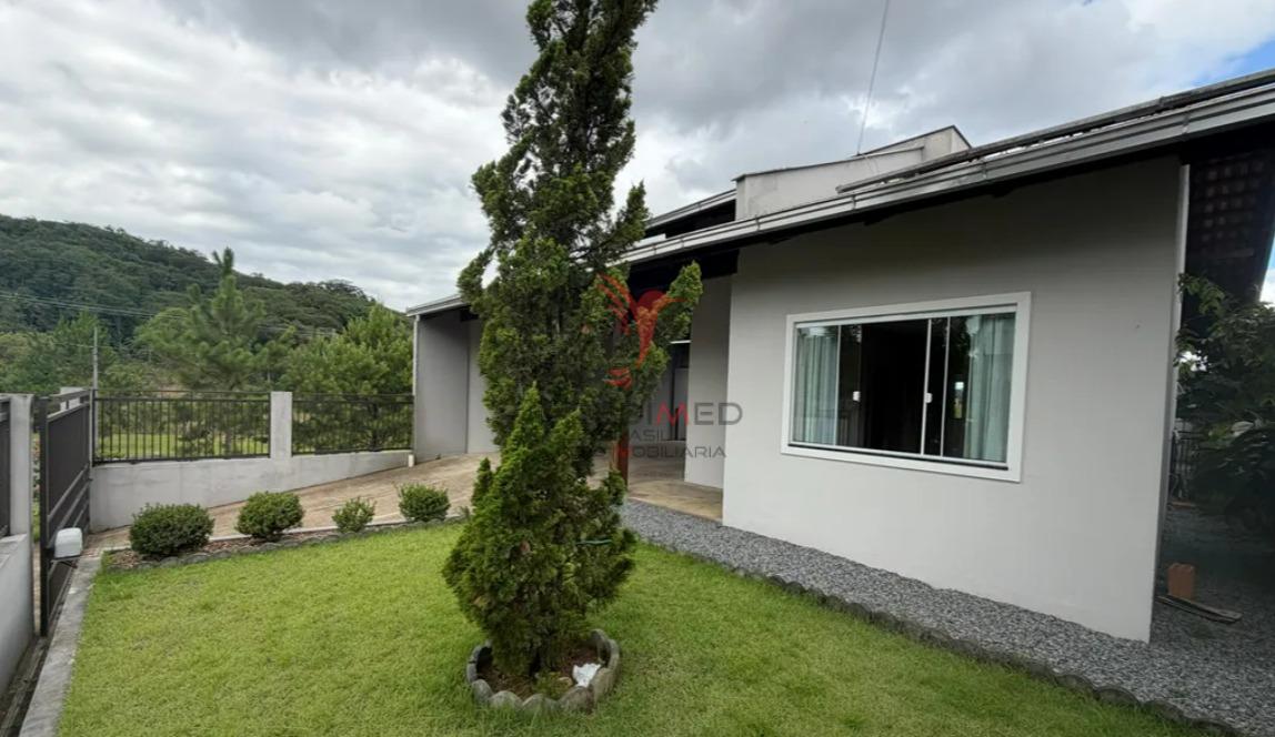 Casa a venda no Bairro Tifa Martins  Jaraguá do Sul - 