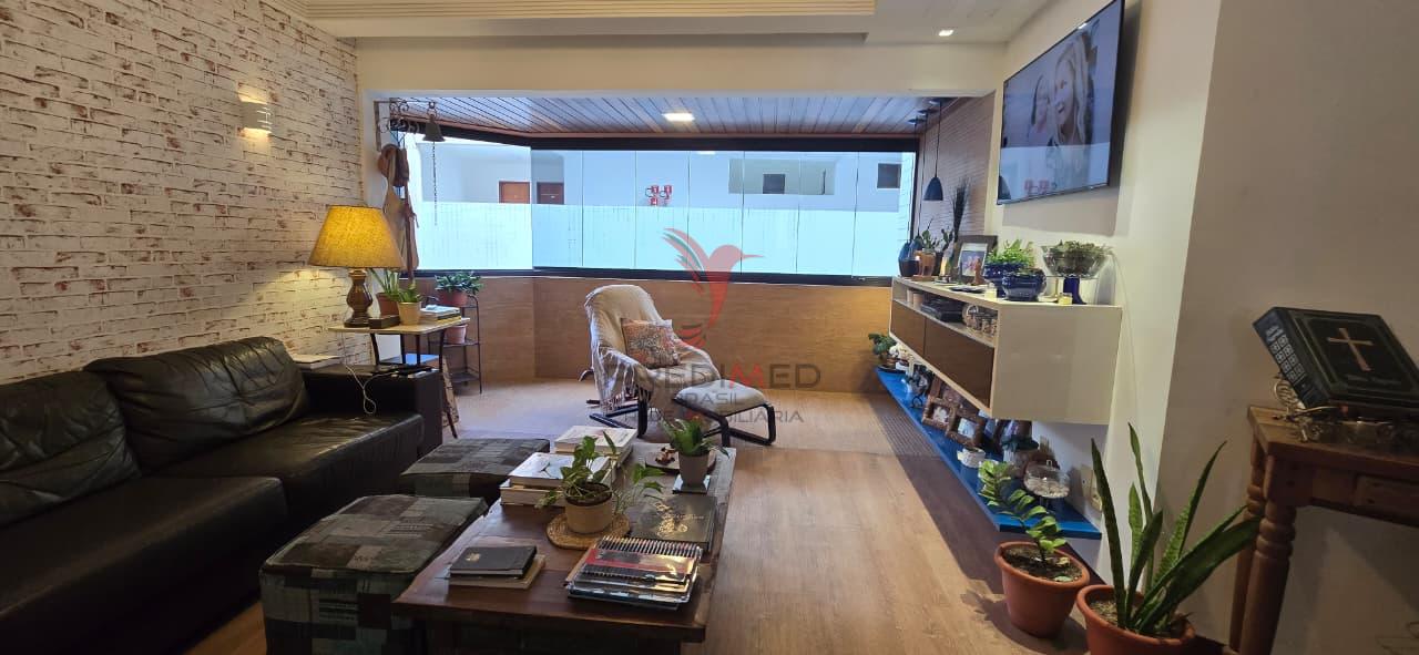 Vende-se apartamento em excelente localiza&ccedil;&atilde;o no bairro de Manaira  João Pessoa - 