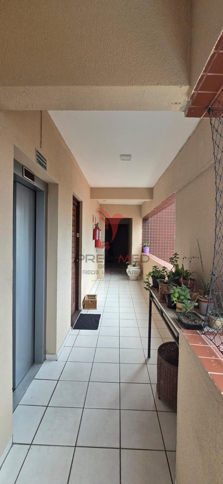 Vende-se apartamento em excelente localiza&ccedil;&atilde;o no bairro de Manaira  João Pessoa - 