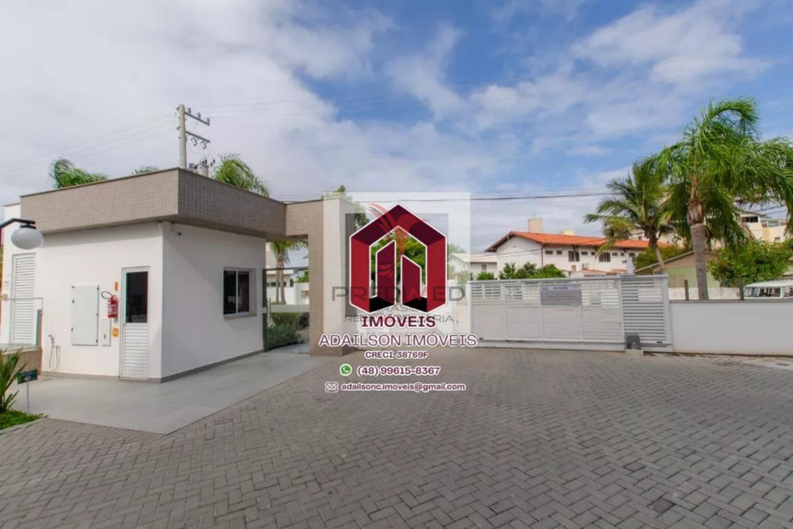 Apto no Condom&iacute;nio Cannes Club Residence Em Florian&oacute;polis  SC Rua dos Canudos Florianópolis - 