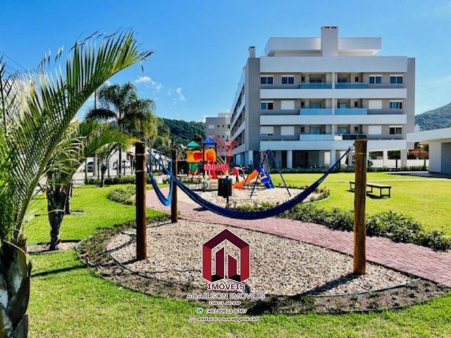 Apto no Condom&iacute;nio Cannes Club Residence Em Florian&oacute;polis  SC Rua dos Canudos Florianópolis - 