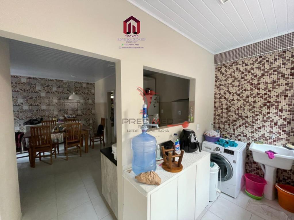 Bel&iacute;ssima casa sozinha no terreno a 700 metros da praia Ingleses. Florian&oacute;polis SC  Florianópolis - 