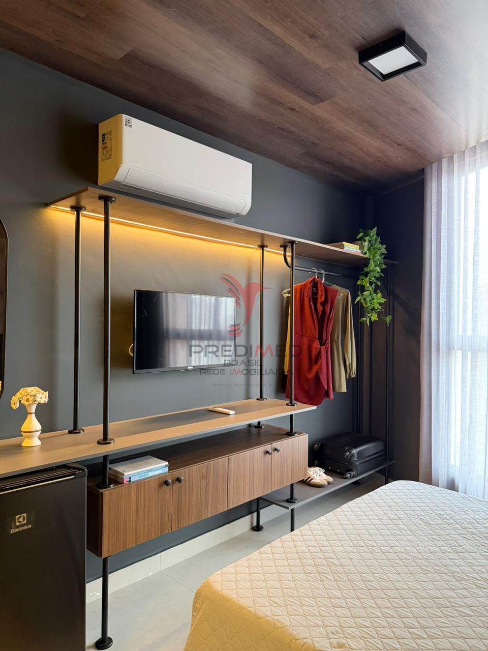 Aluga se flat todo mobilado, equipado e internet inclusa. Em Manaira, Jo&atilde;o Pessoa  João Pessoa - 