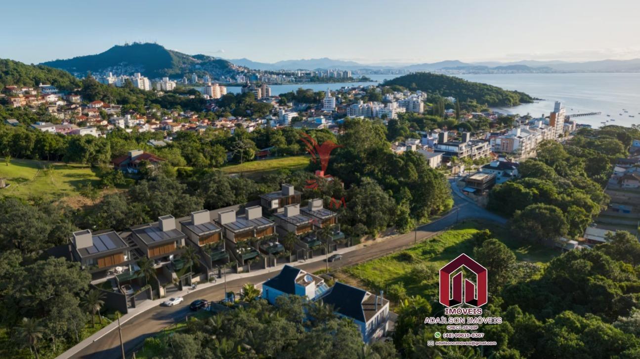 Prancheta 4_4x.png CONDOM&Iacute;NIO DE 8 CASAS DE ALTO PADR&Atilde;O BAIRRO JO&Atilde;O PAULO - FLORIAN​&Oacute;POLIS Rua Comandante Oscar Amarante Romaguera Florianópolis - 