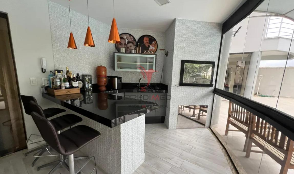 Casa de alto padr&atilde;o mobiliada no Jaragu&aacute; Esquerdo Rua João Carlos Stein Jaraguá do Sul - 