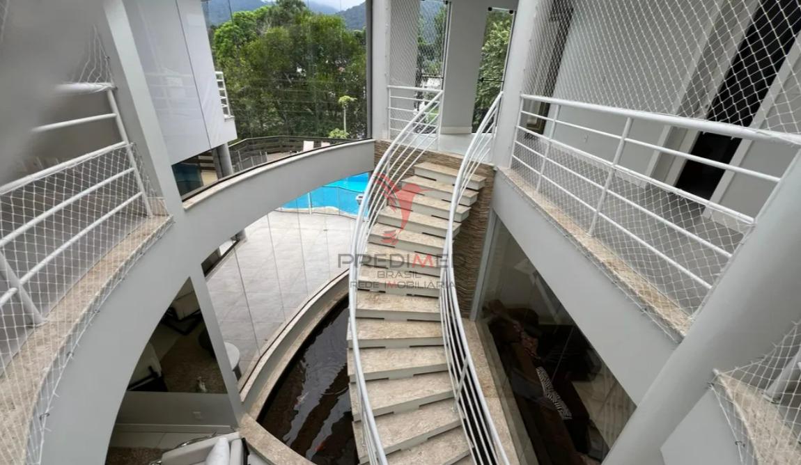 Casa de alto padr&atilde;o mobiliada no Jaragu&aacute; Esquerdo Rua João Carlos Stein Jaraguá do Sul - 