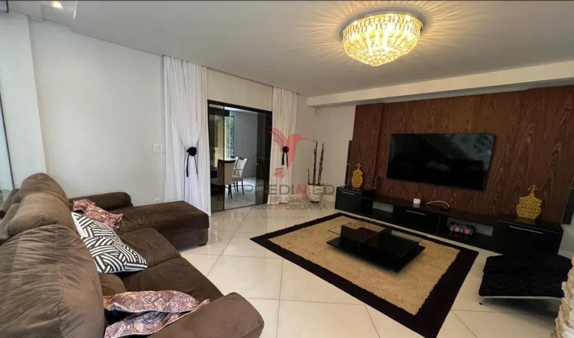 Casa de alto padr&atilde;o mobiliada no Jaragu&aacute; Esquerdo Rua João Carlos Stein Jaraguá do Sul - 