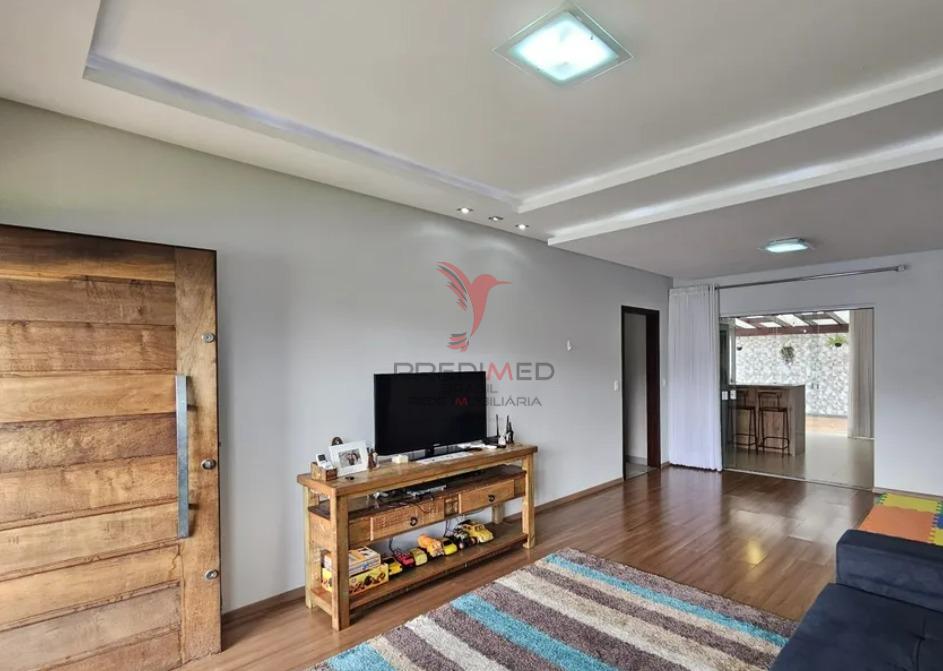 Casa semi mobiliada. Su&iacute;te mais dois quartos  Jaraguá do Sul - 