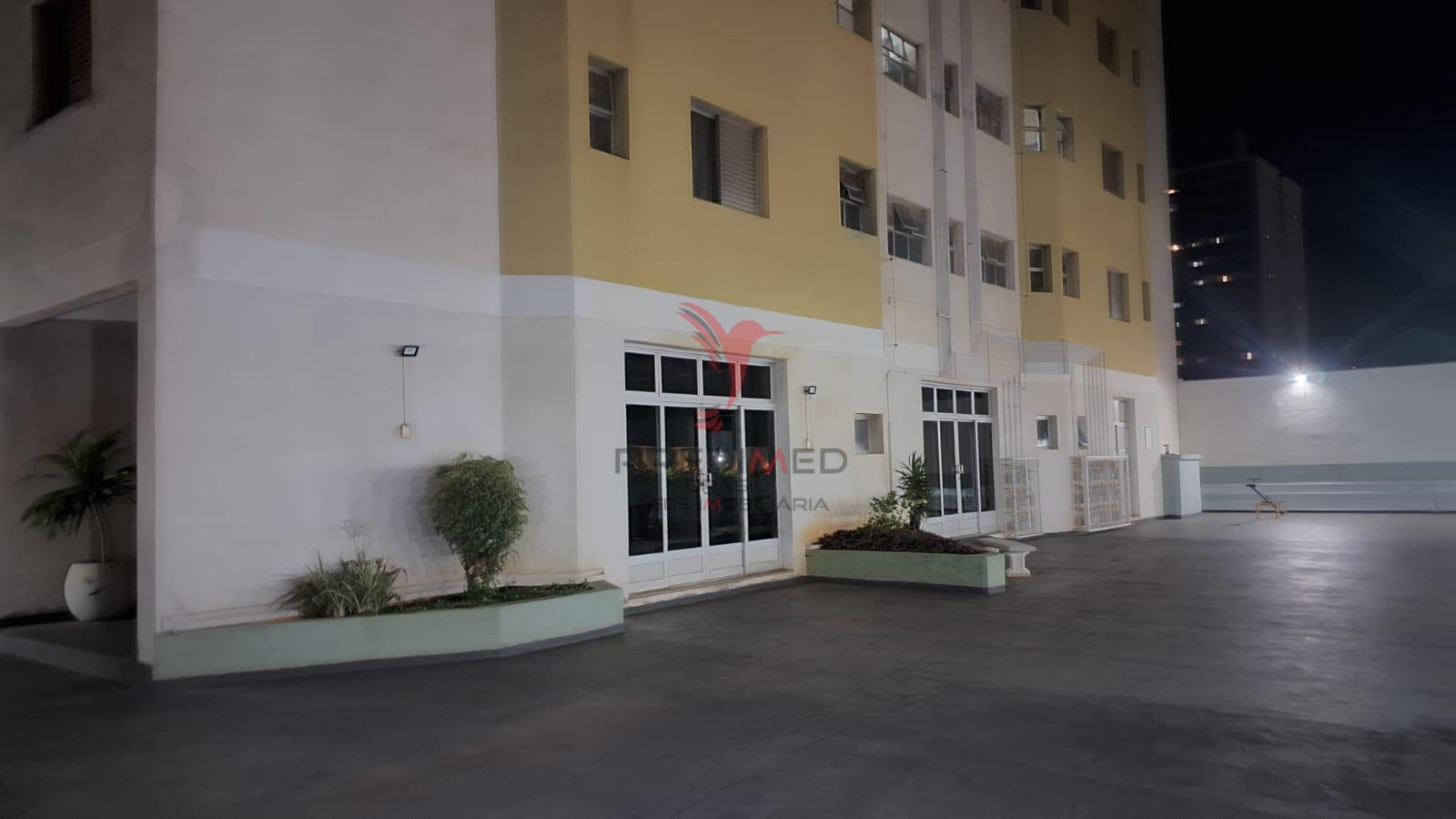 Apartamento Espa&ccedil;oso na Vila Monteiro com 2 banheiros e garagem coberta  - - 