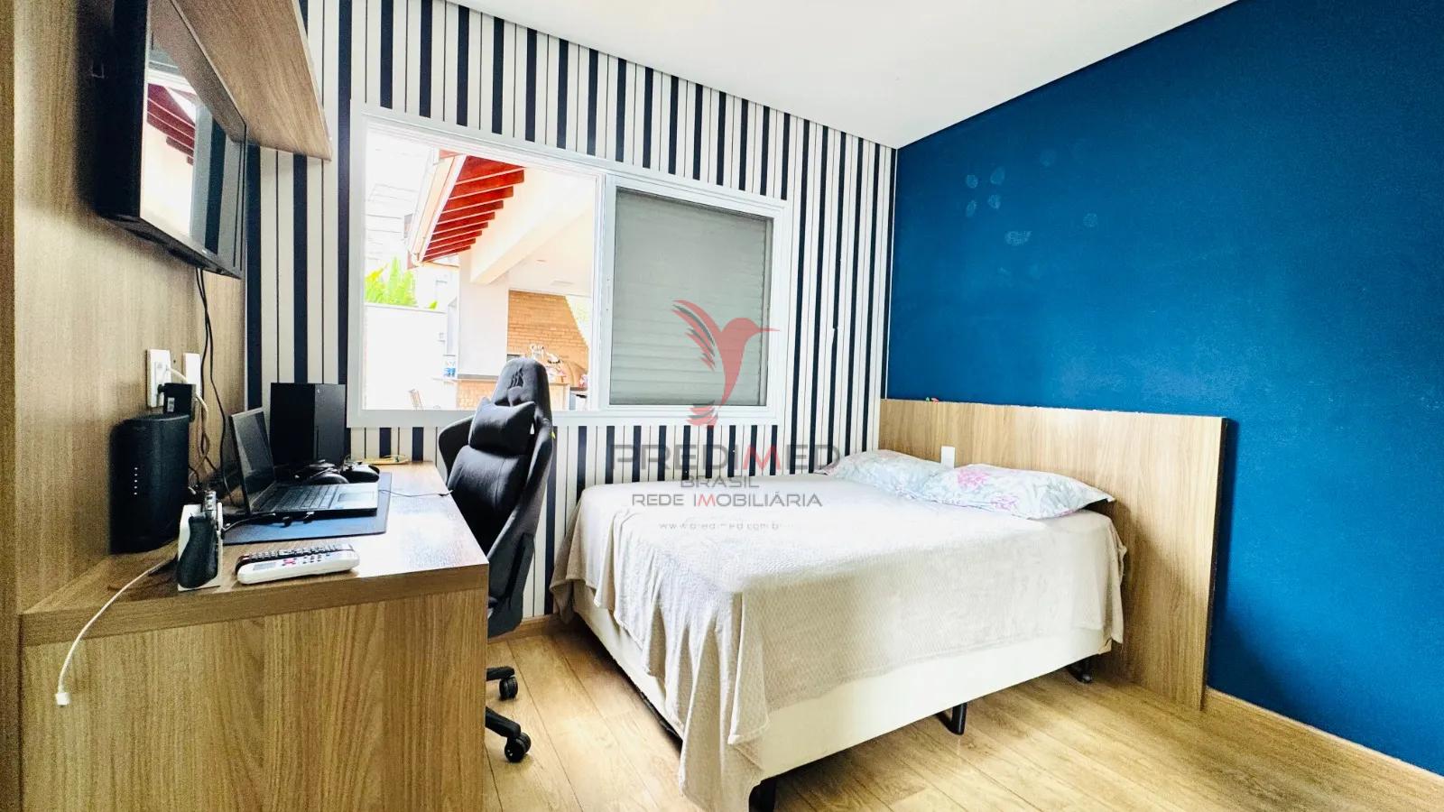 CASA COM 4 SUITES A VENDA EM CONDOM&Iacute;NIO " MARAVILHOSO"  - - 