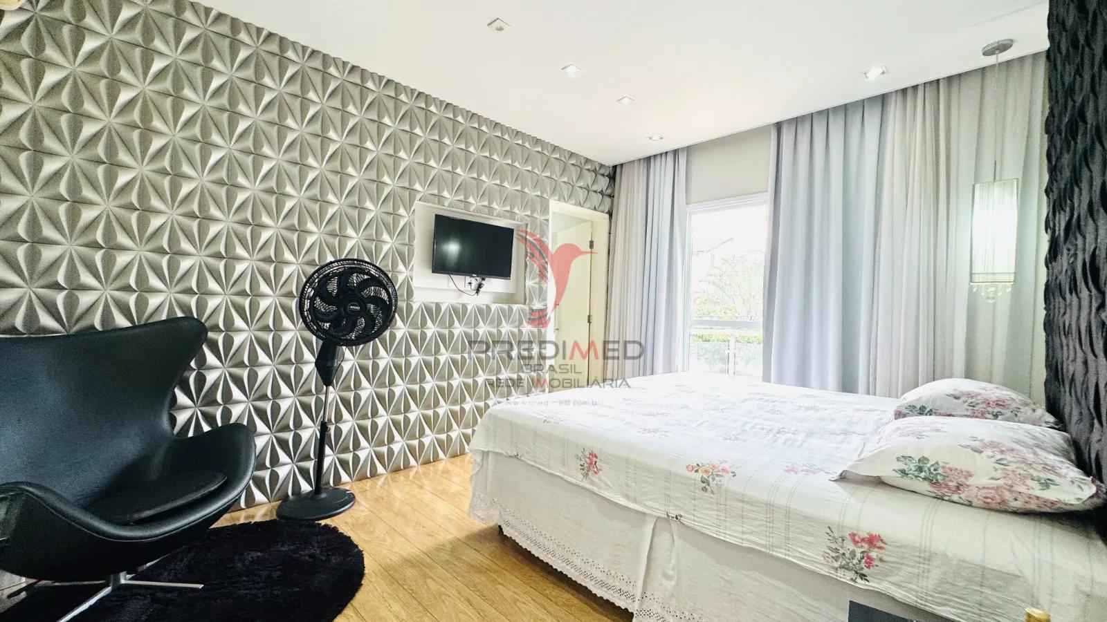 CASA COM 4 SUITES A VENDA EM CONDOM&Iacute;NIO " MARAVILHOSO"  - - 