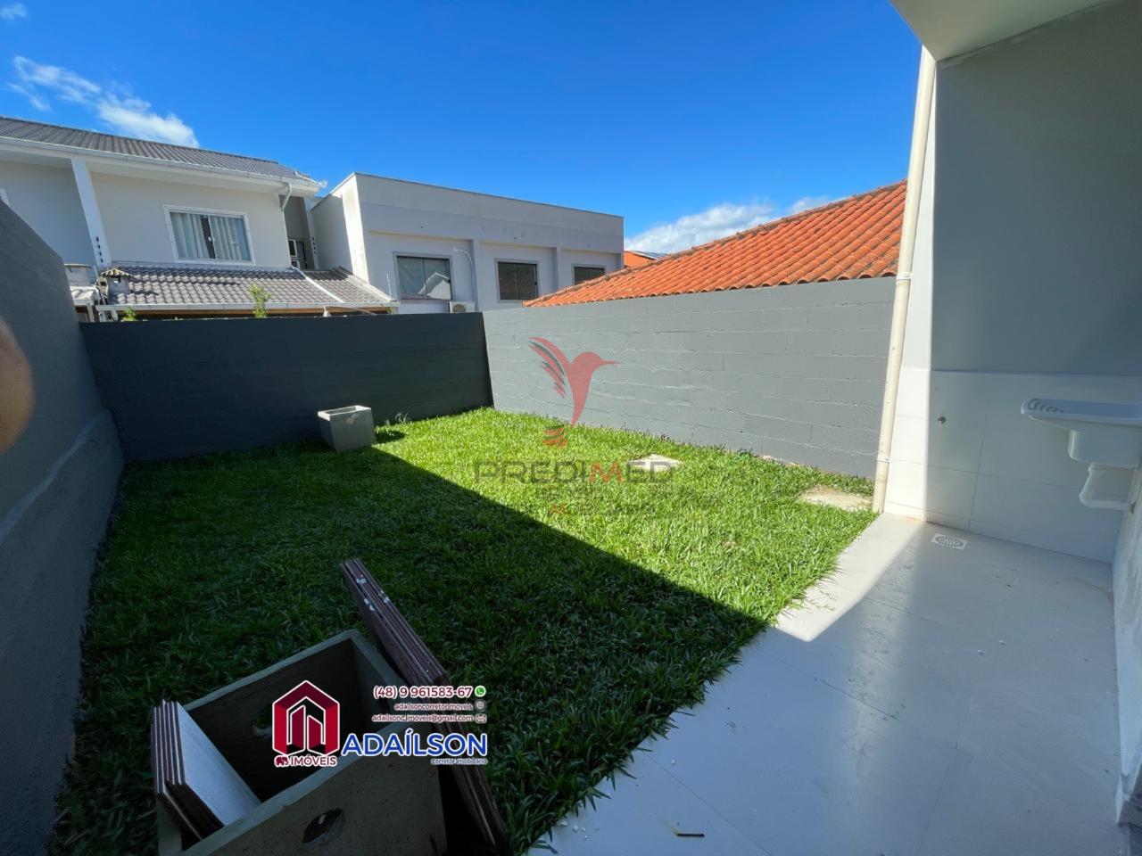 Sobrado &agrave; venda com 2 su&iacute;tes no Jardim Bot&acirc;nico &ndash; S&atilde;o Jos&eacute; SC Rua Francisco Torquato da Rosa São José - 