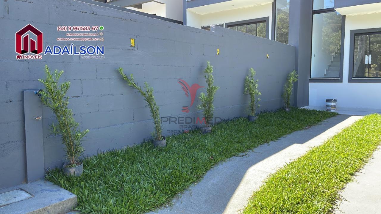 Sobrado &agrave; venda com 2 su&iacute;tes no Jardim Bot&acirc;nico &ndash; S&atilde;o Jos&eacute; SC Rua Francisco Torquato da Rosa São José - 