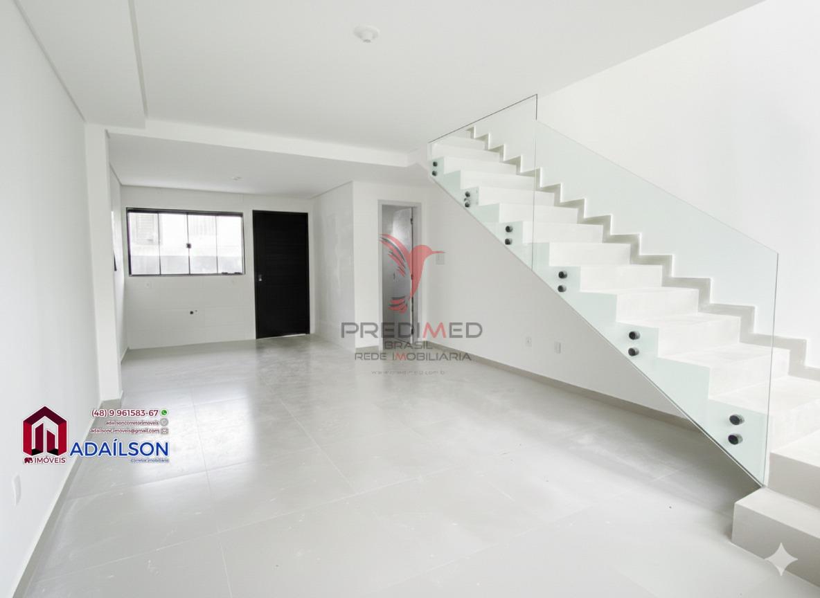 Sobrado &agrave; venda com 2 su&iacute;tes no Jardim Bot&acirc;nico &ndash; S&atilde;o Jos&eacute; SC Rua Francisco Torquato da Rosa São José - 