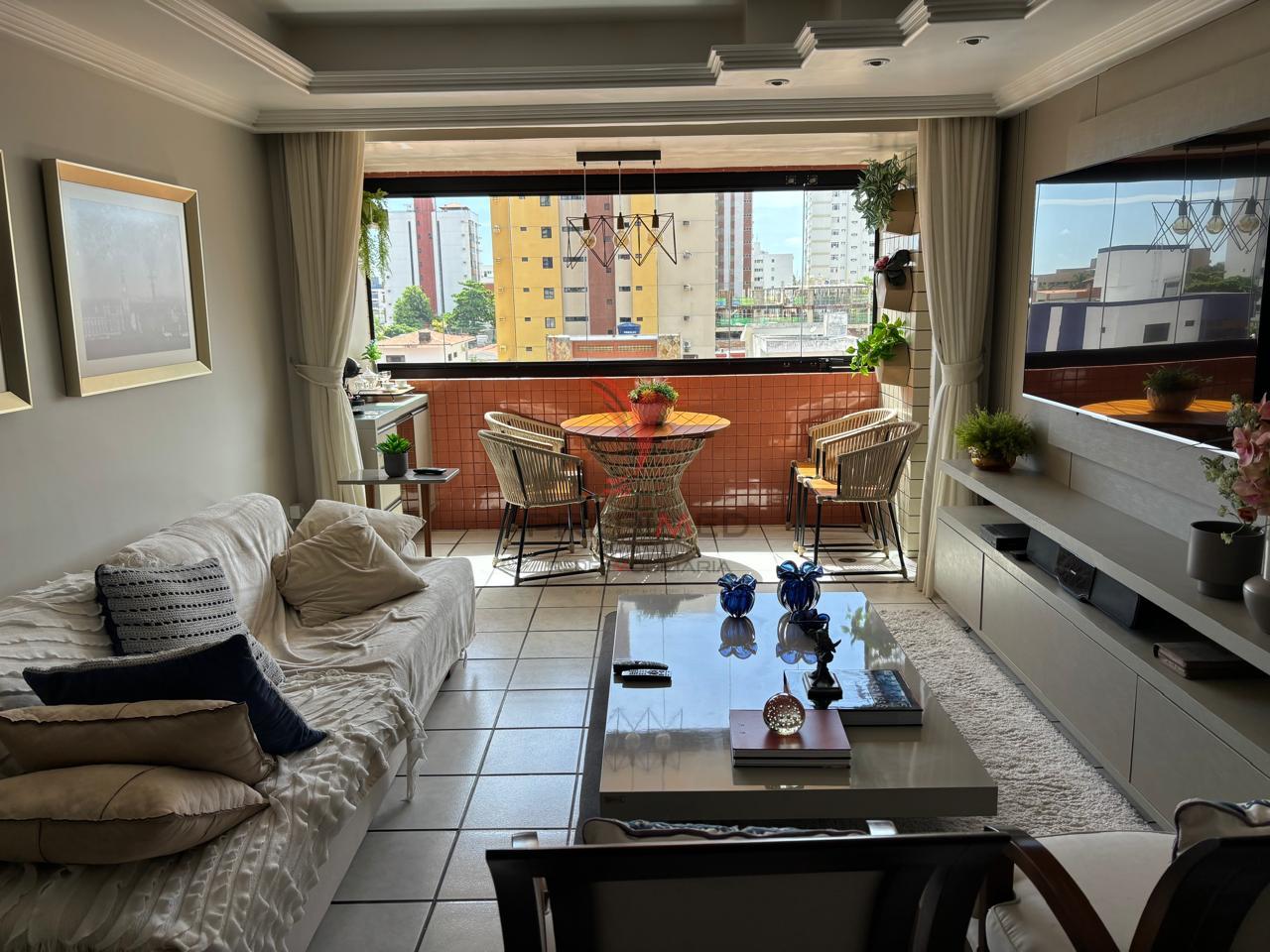 Apartamento porteira fechada, com varanda gourmet, 2 Vagas, em Mana&iacute;ra , Jo&atilde;o Pessoa Avenida Esperança João Pessoa - 