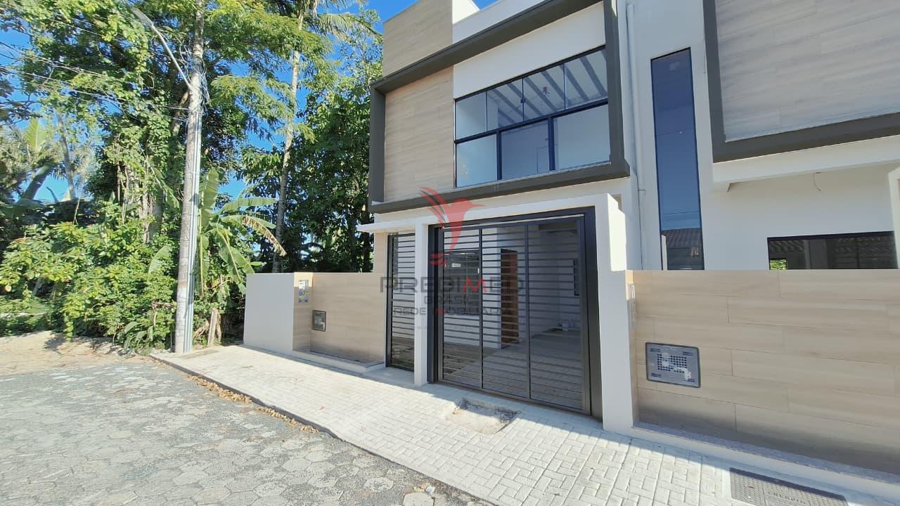 Sobrado na Praia  Penha - 