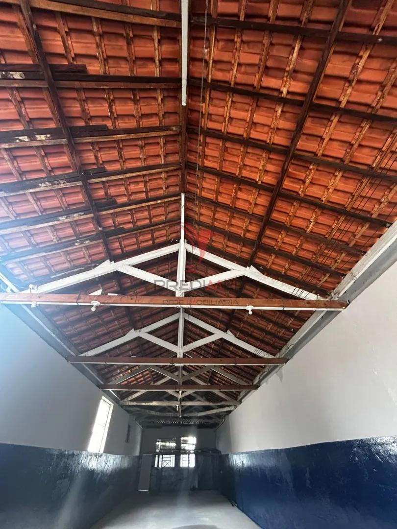 GALP&Atilde;O BAIRRO ALTO EM PIRACICABA Rua Bernardino de Campos Piracicaba - 