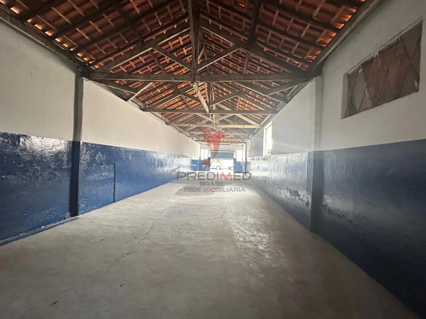 GALP&Atilde;O BAIRRO ALTO EM PIRACICABA Rua Bernardino de Campos Piracicaba - 