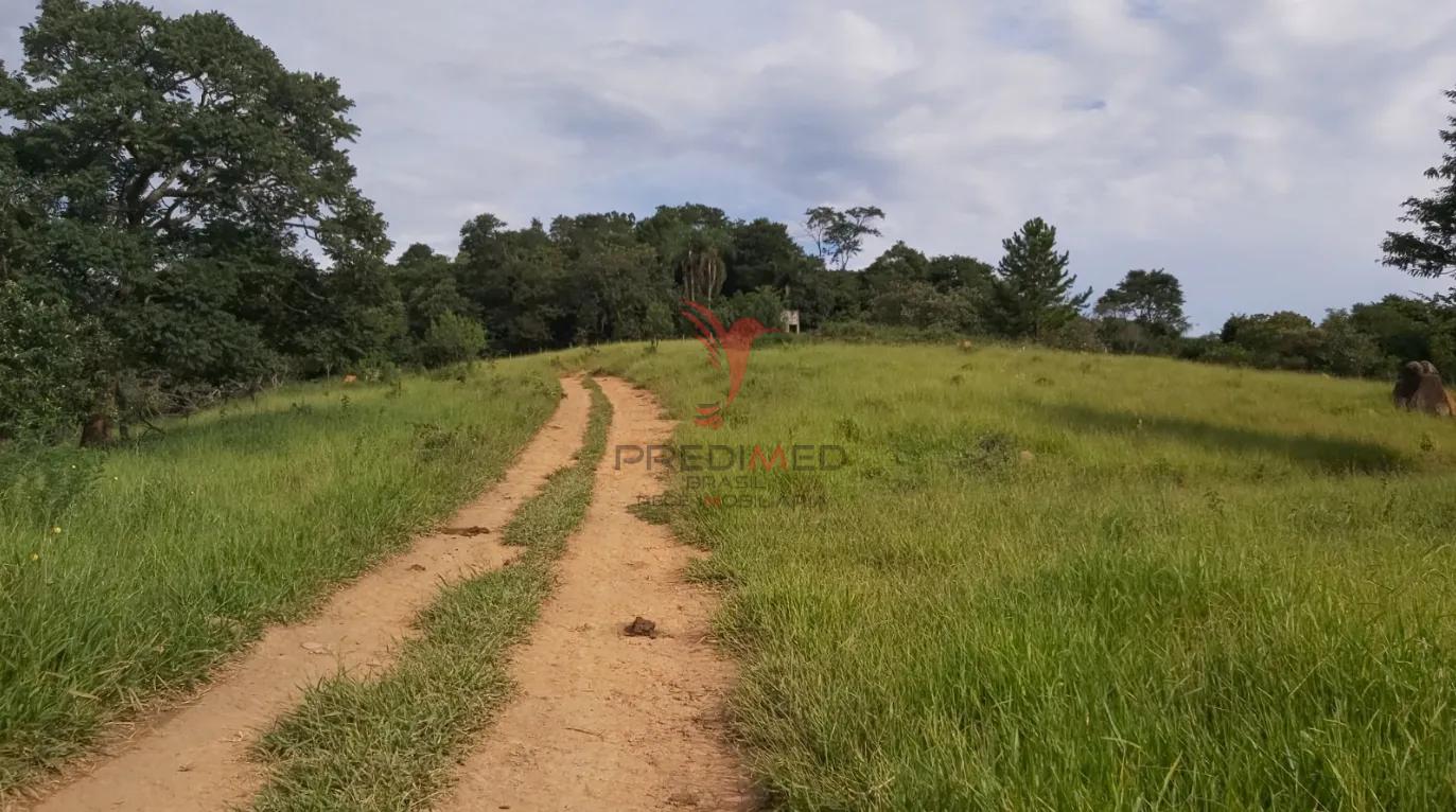 Sitio em oportunidade em Ara&ccedil;ariguama  ARACARIGUAMA - 