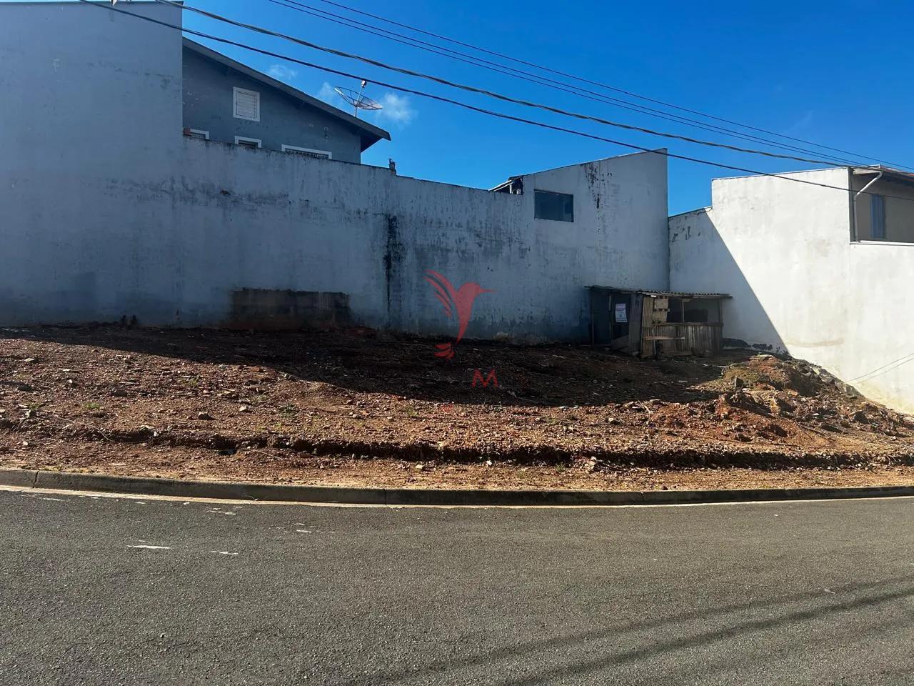 TERRENO DE ESQUINA COM 257,63M. No Bairro Terra Rica em Piracicaba Rua Ignez Forti Christofoletti Piracicaba - 