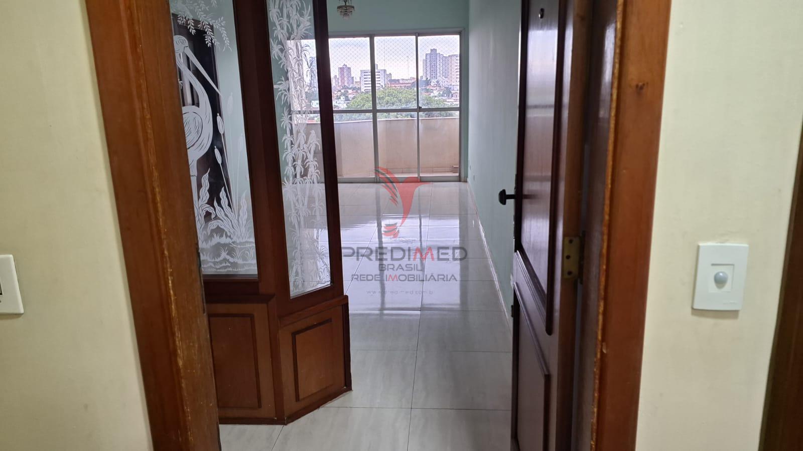 Vendo Apartamento com garagem coberta na Vila Monteiro  Piracicaba - 
