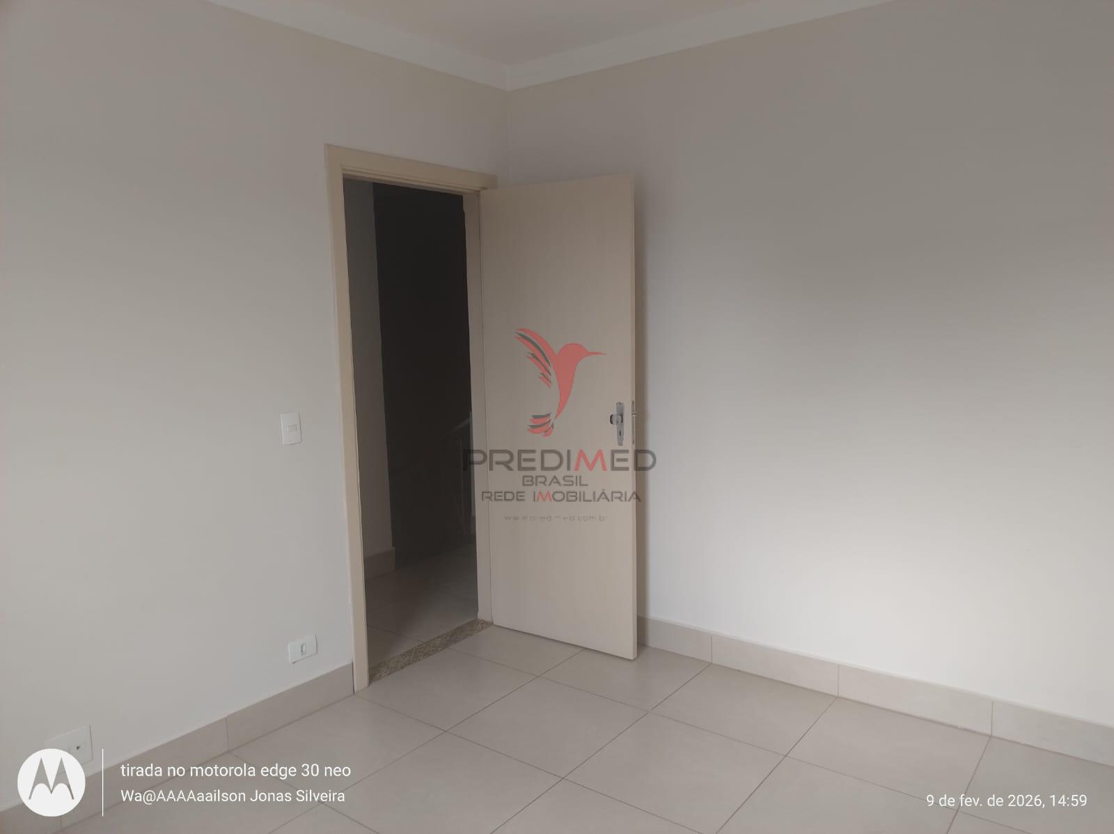 OTIMA CASA NO  BAIRRO CASTELINHO  - - 